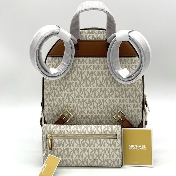 Michael Kors Jaycee Medium Zip Packet Backpack & Trifold Wallet Vanilla/Brown - Picture 4 of 13